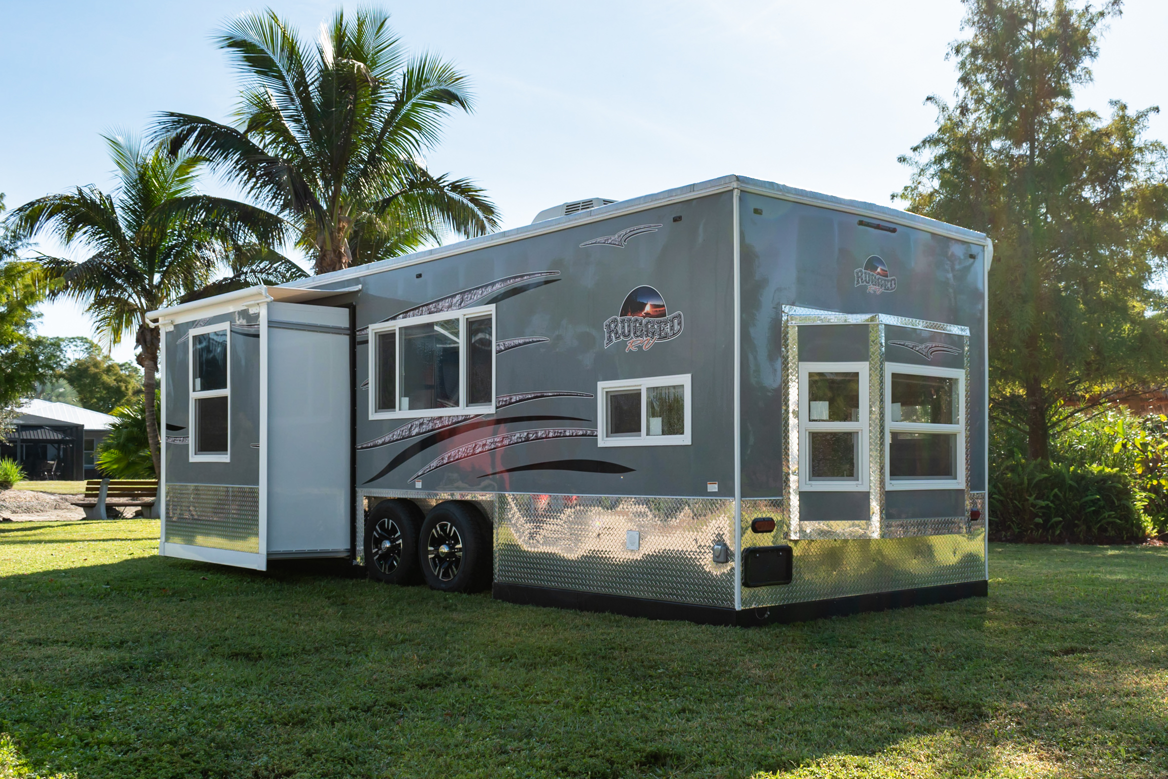 RV Pictures & Videos - Rugged RVs